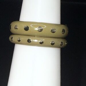 Gorgana Olive Green Enamel Dot Stackable Ring - Women's Fashion size 8.